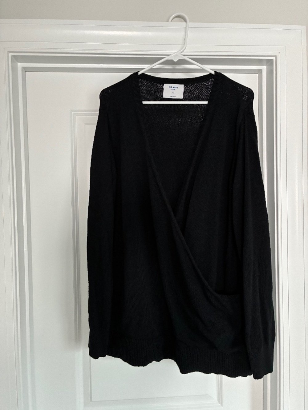 Old Navy Black Nursing/Maternity Sweater